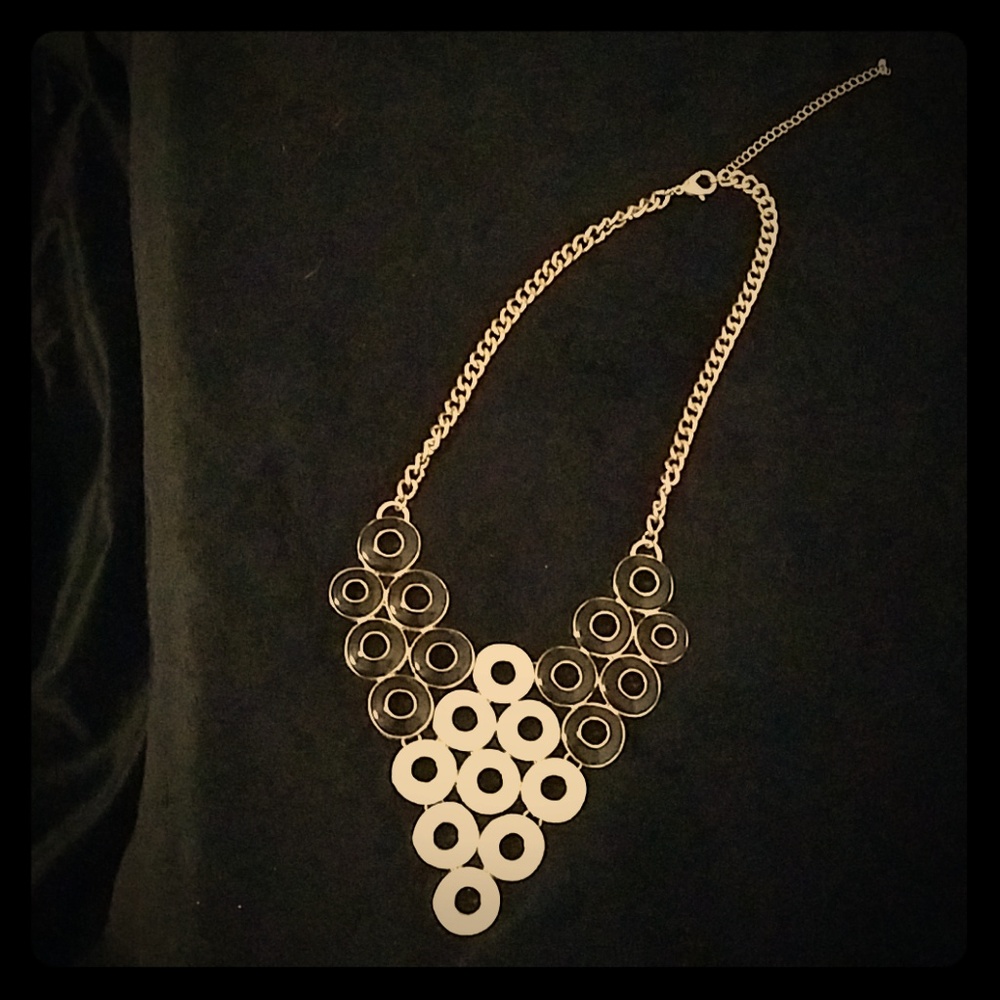 Black and white necklace 🛍3 For $15🛍 - Picture 1 of 2